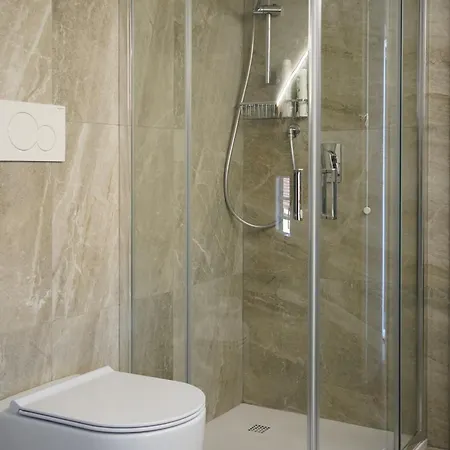 A Casa Di Riri * 로카 산 지오반니